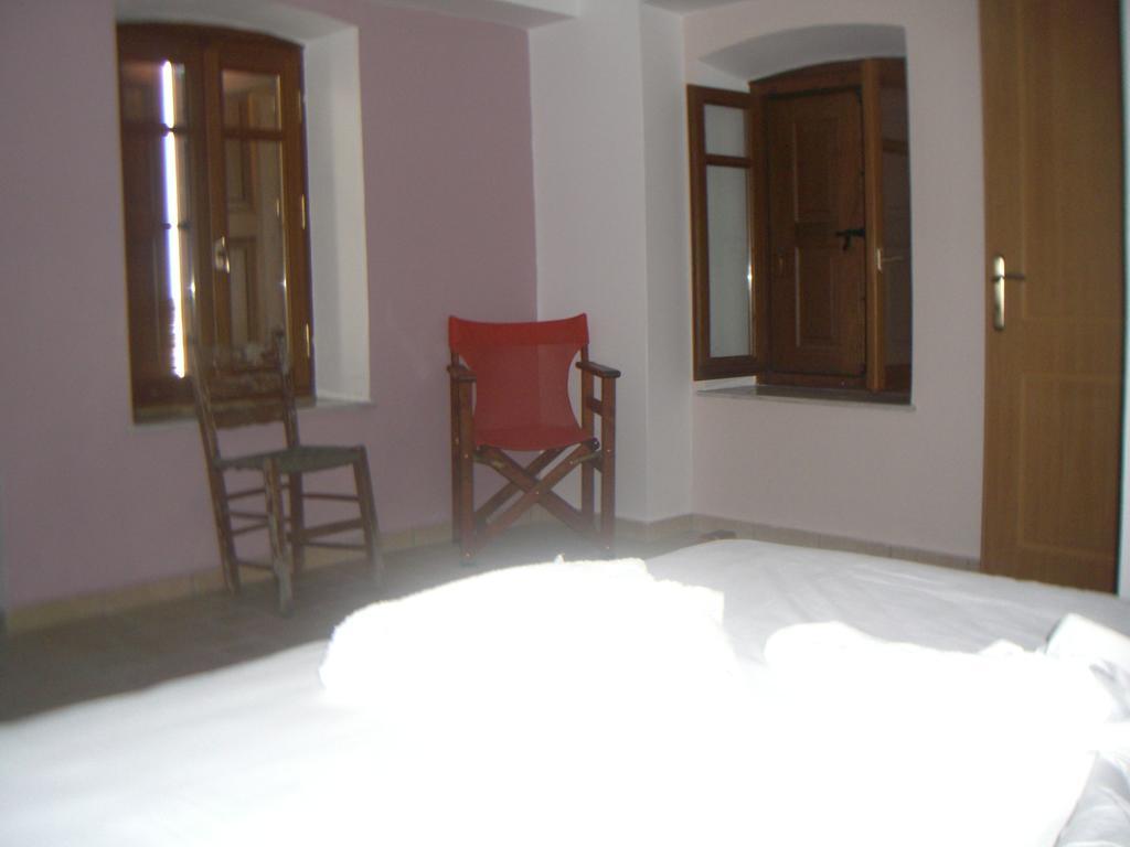 Blue Villa Panormos  部屋 写真